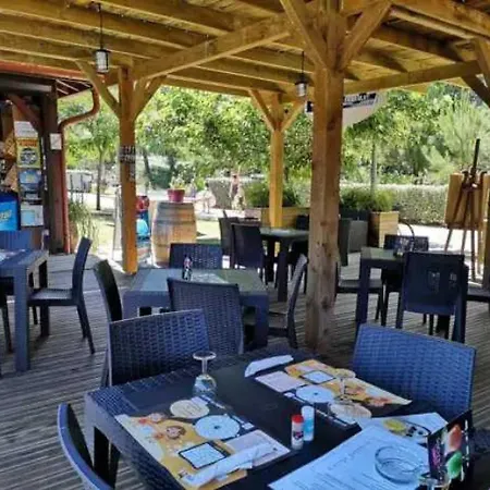 Campsite 4 Etoiles - Piscine - Eebibe *