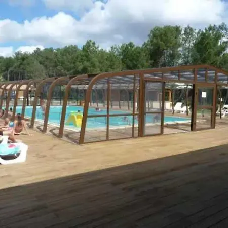 4 Etoiles - Piscine - Eebibe *